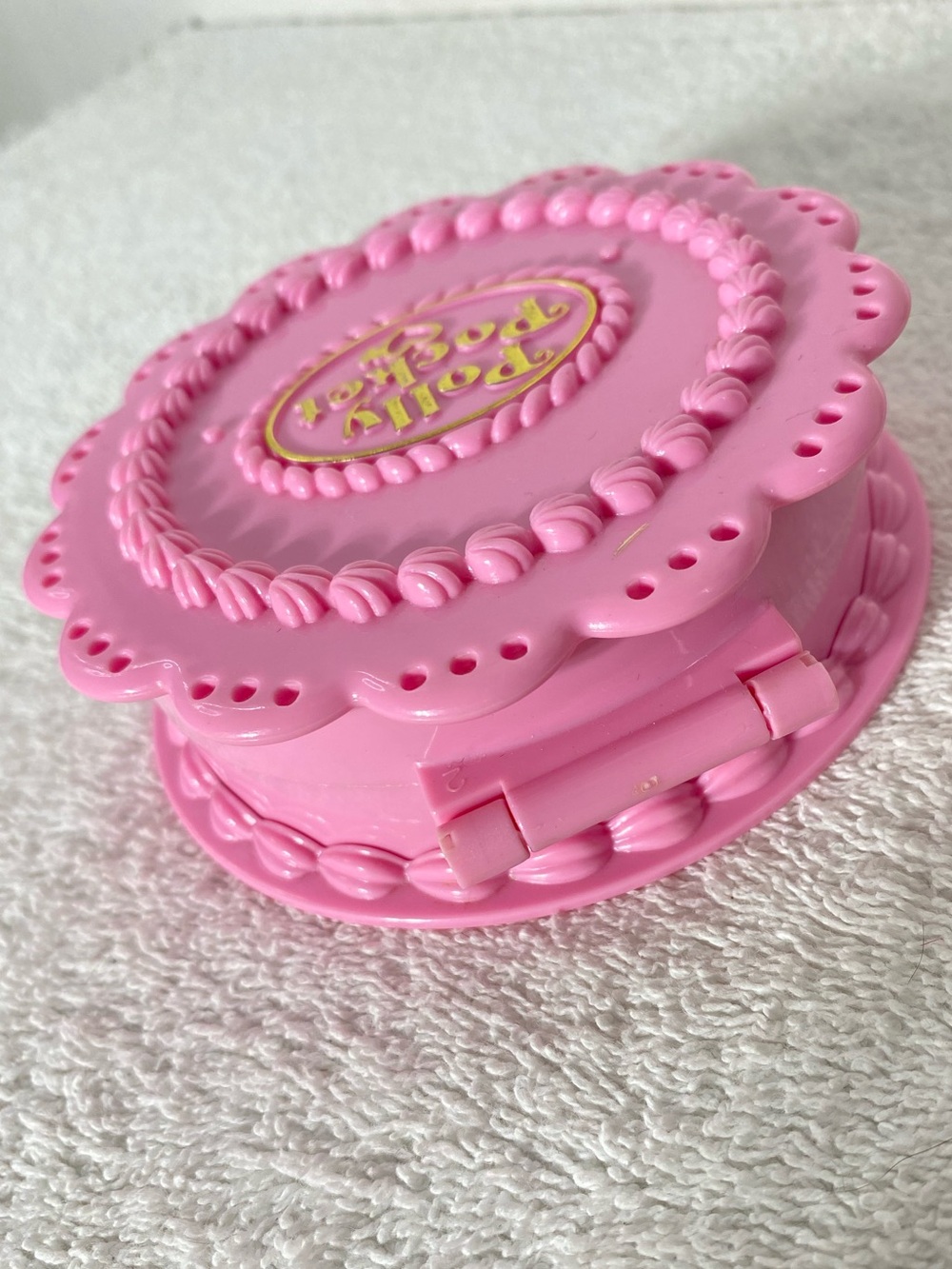 Vintage 1994 Polly Pocket Birthday Surprise Cake Compact ONLY Great Logo Hinge - Picture 6 of 16